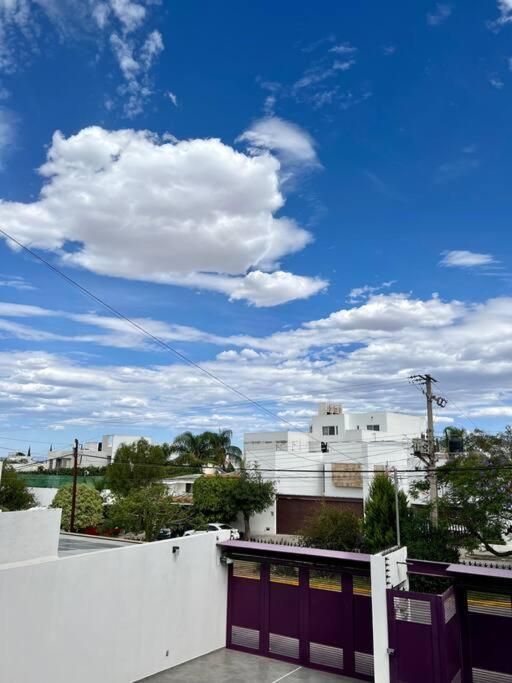 Lujoso Departamento Lomas 3 Apartamento *