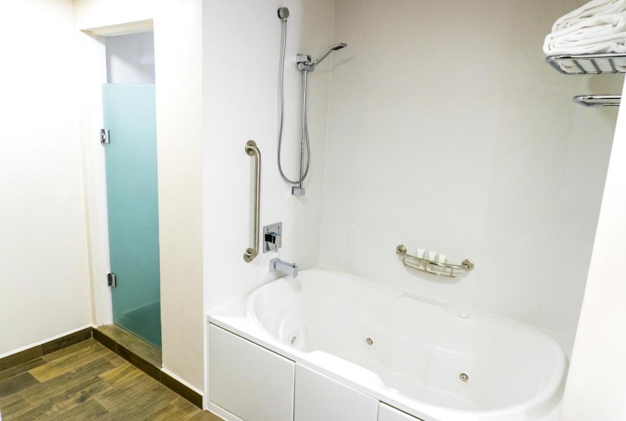 Courtyard By Marriott 4* San Luis Potosí
