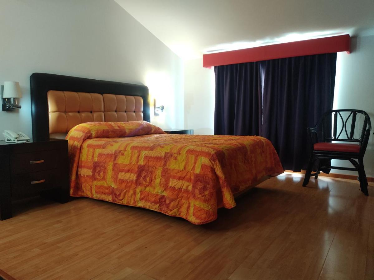Maria Dolores Hotel 4*