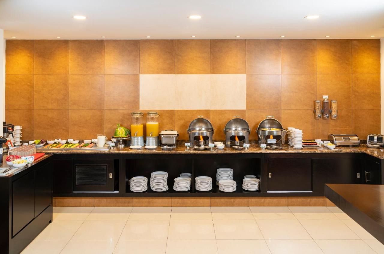 La Quinta by Wyndham San Luis Potosi 3*