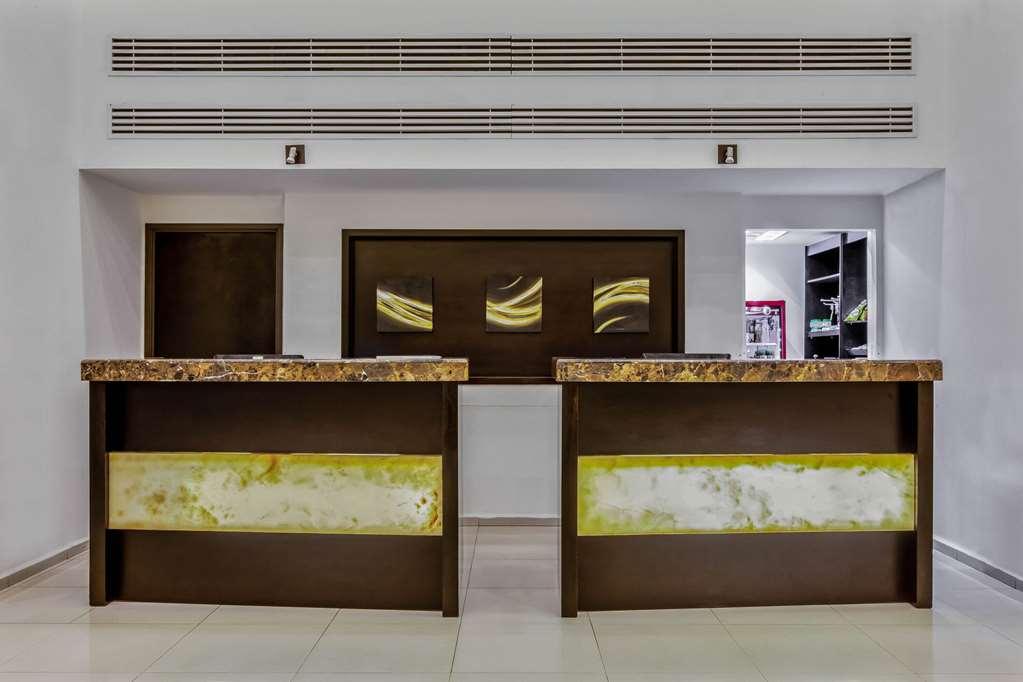 Hotel La Quinta by Wyndham San Luis Potosi 3*