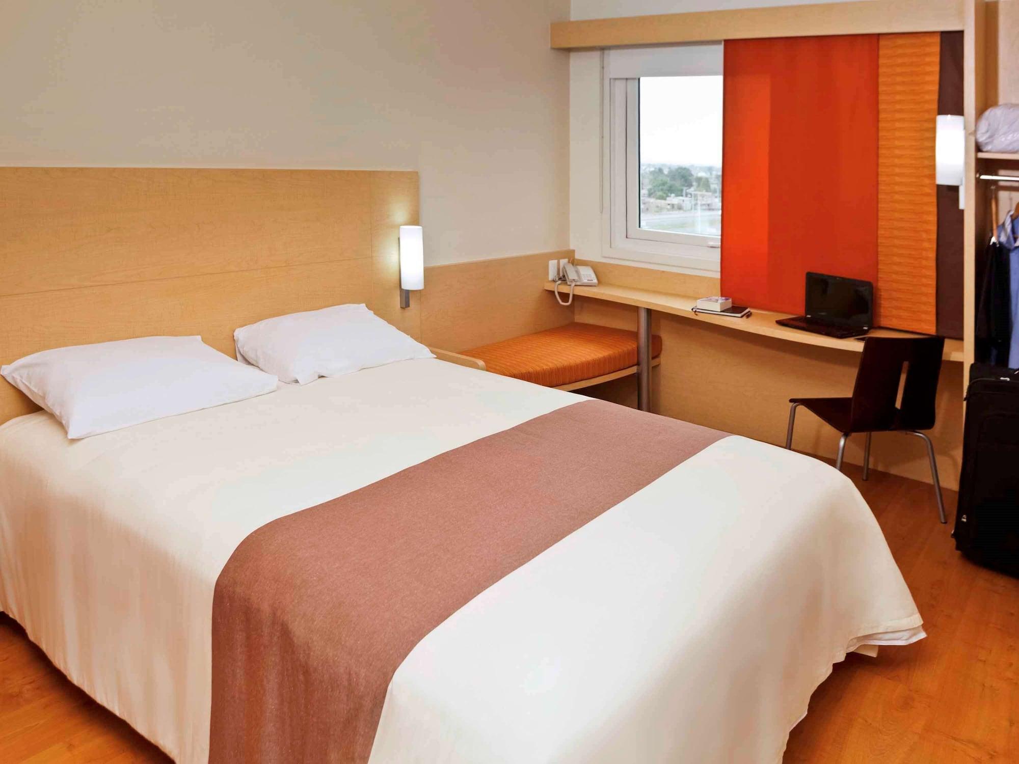 Ibis Hotel