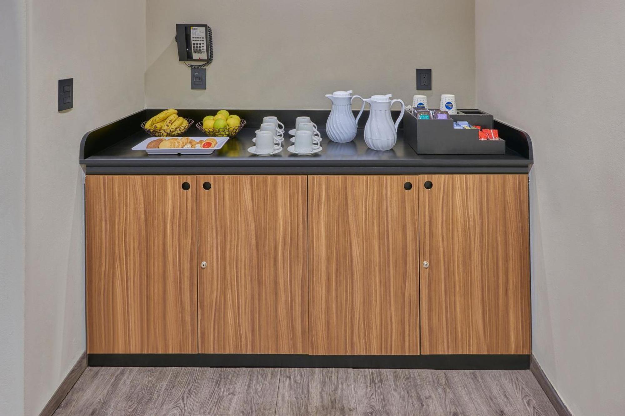 Express By Marriott Zona Universitaria 4*