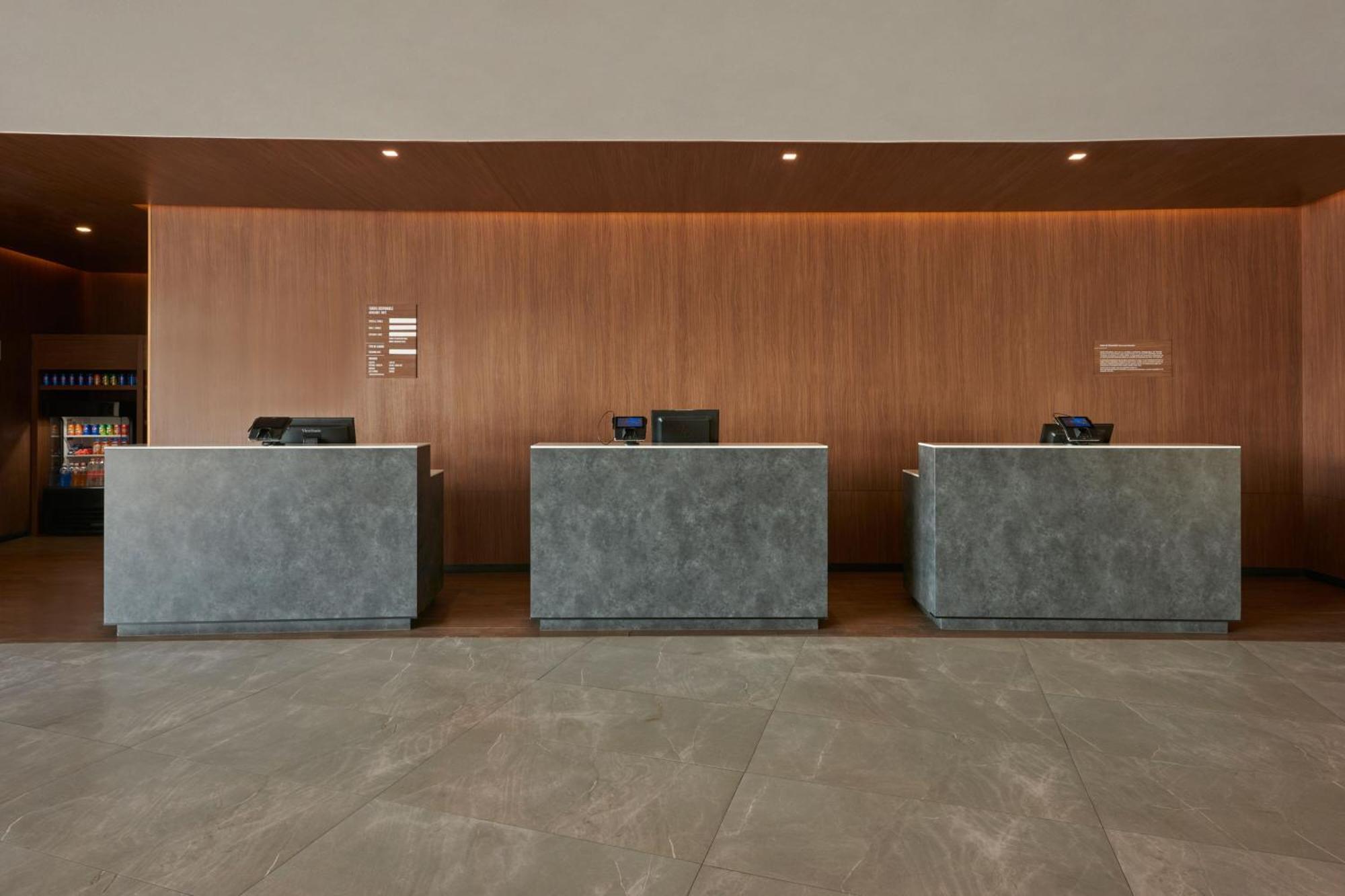 Hotel Express By Marriott 4*