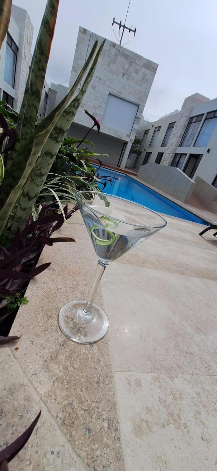La Y Hotel 4*
