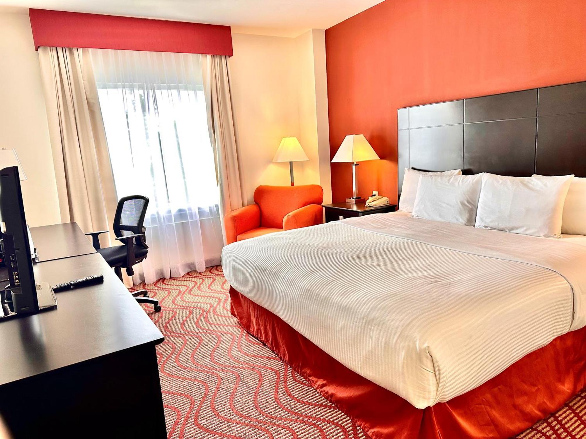 La Quinta by Wyndham San Luis Potosi Hotel