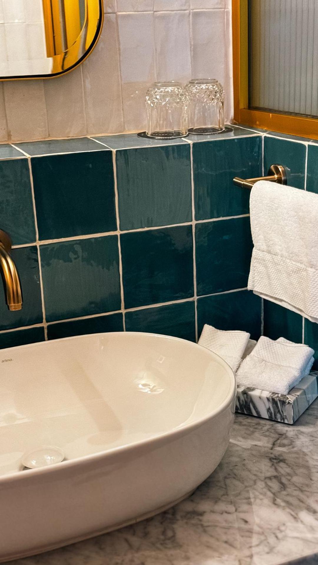 Casa H Boutique Hotel *