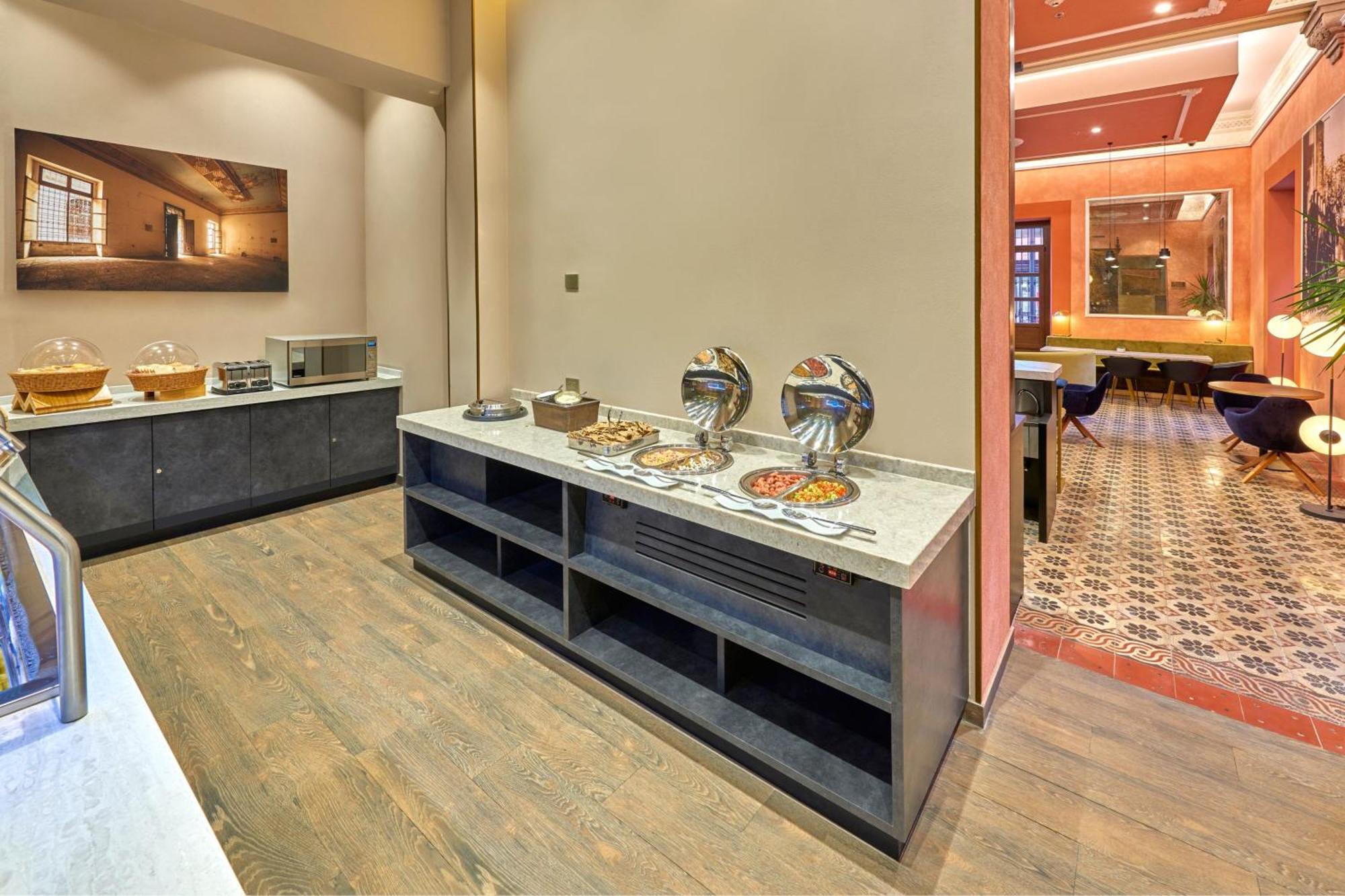 Hotel Centro By Marriott