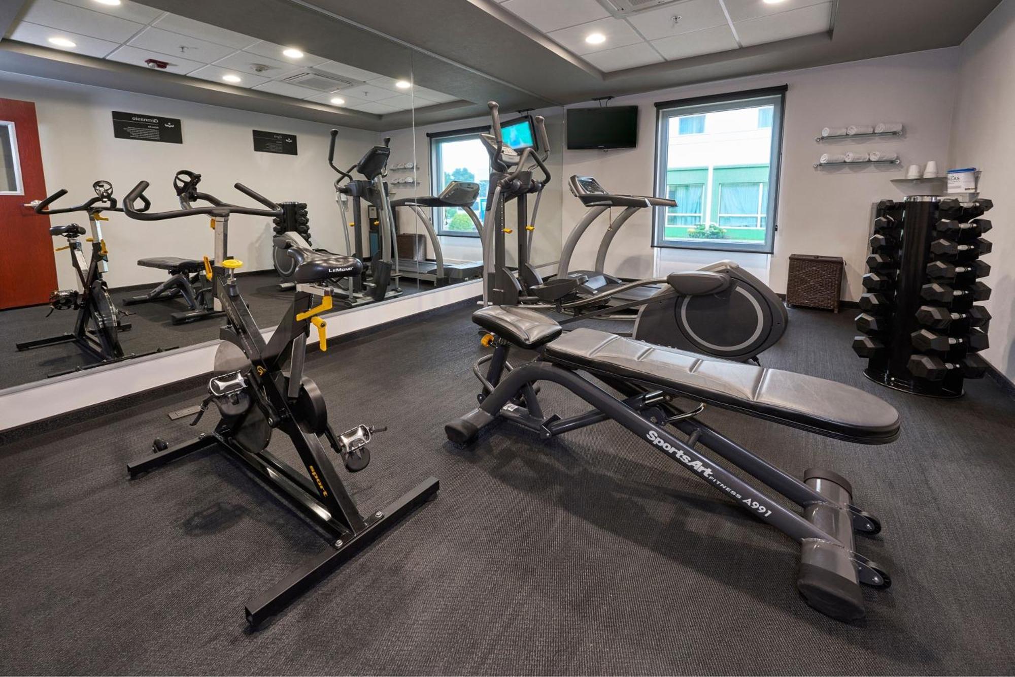 Express By Marriott Zona Universitaria Hotel 4*