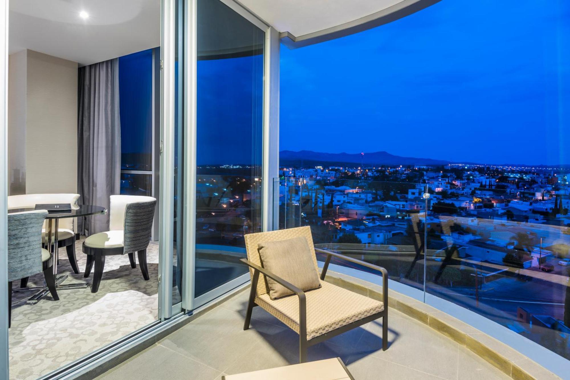 Hyatt Regency 5*