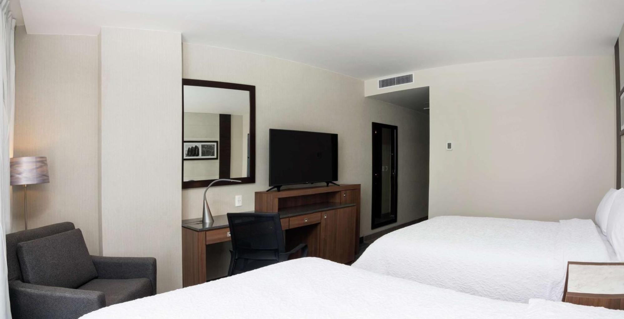 Hampton By Hilton Hotel 3*