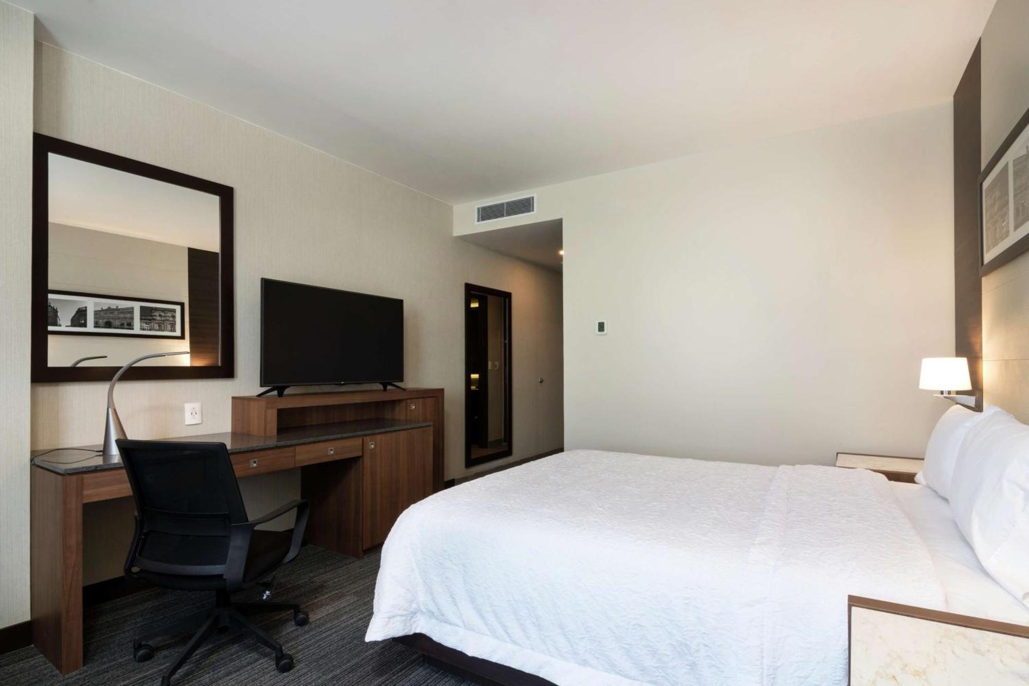 Hampton By Hilton Hotel