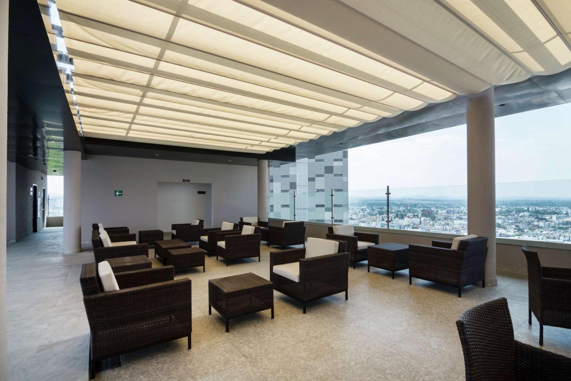 Hampton By Hilton 3*