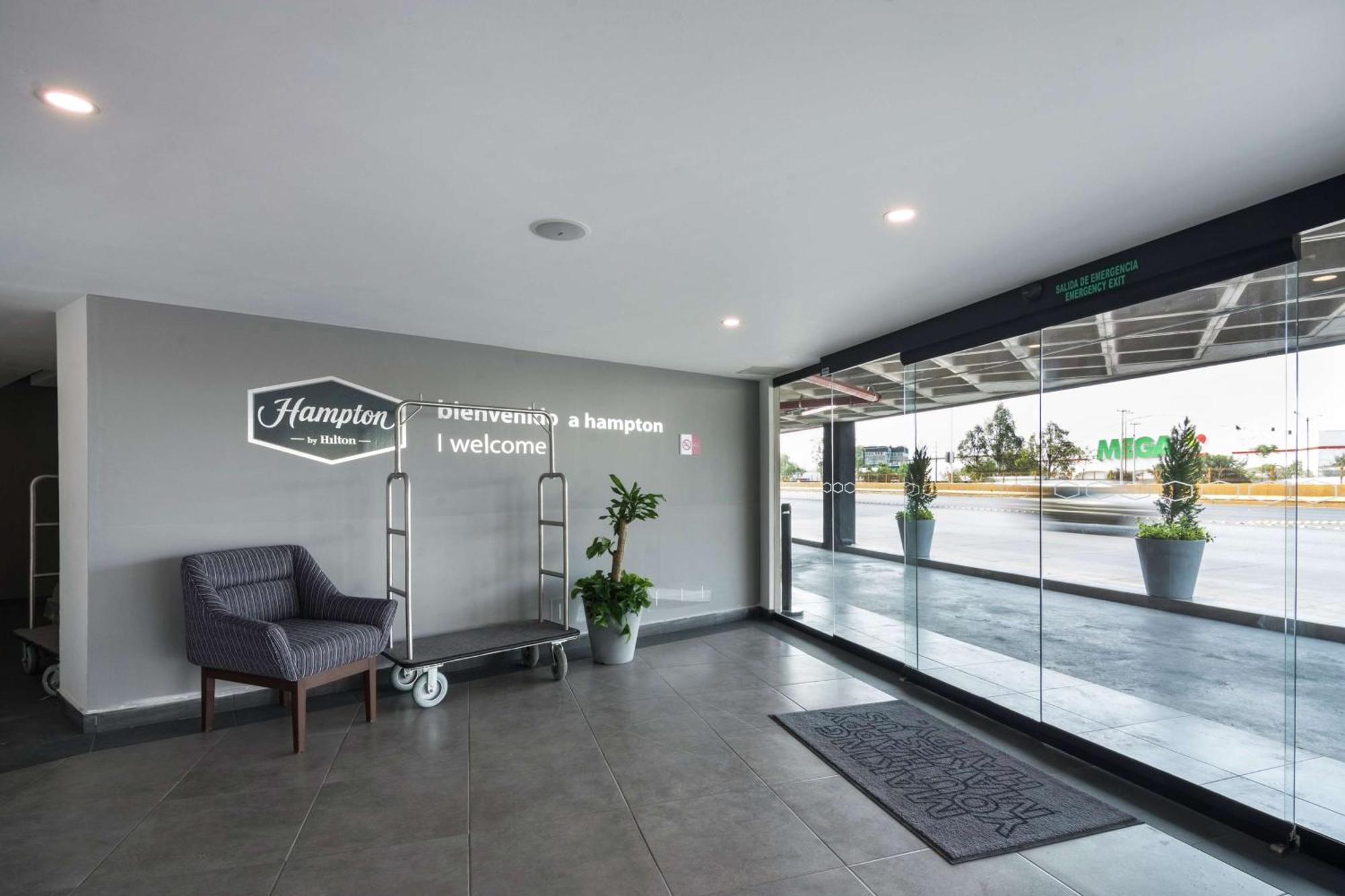 Hampton By Hilton 3*