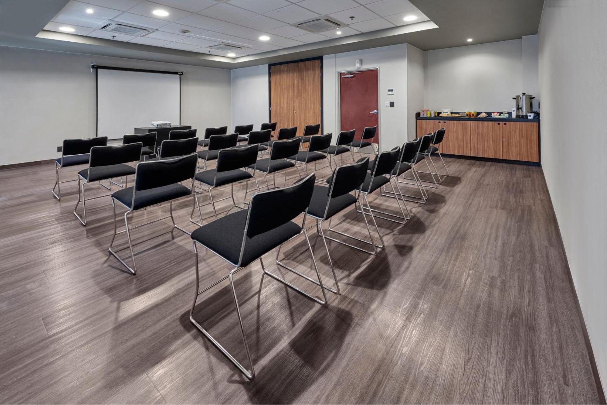 Express By Marriott Zona Universitaria Hotel 4*