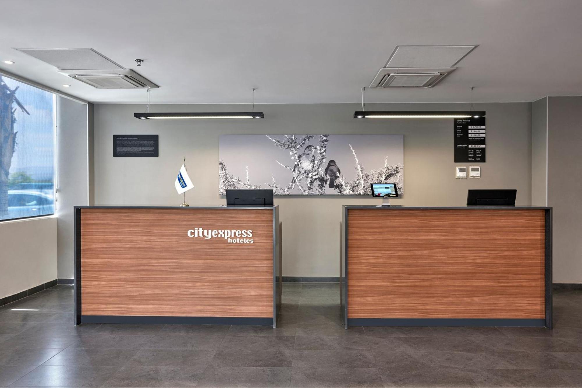 Hotel Express By Marriott Zona Universitaria San Luis Potosí