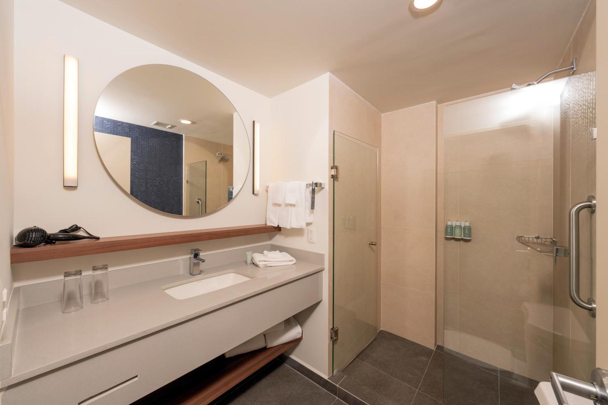 Hotel Fairfield By Marriott &