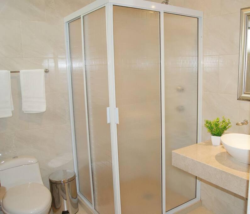 Departamento Escontria A Unos Pasos De Av.carranza