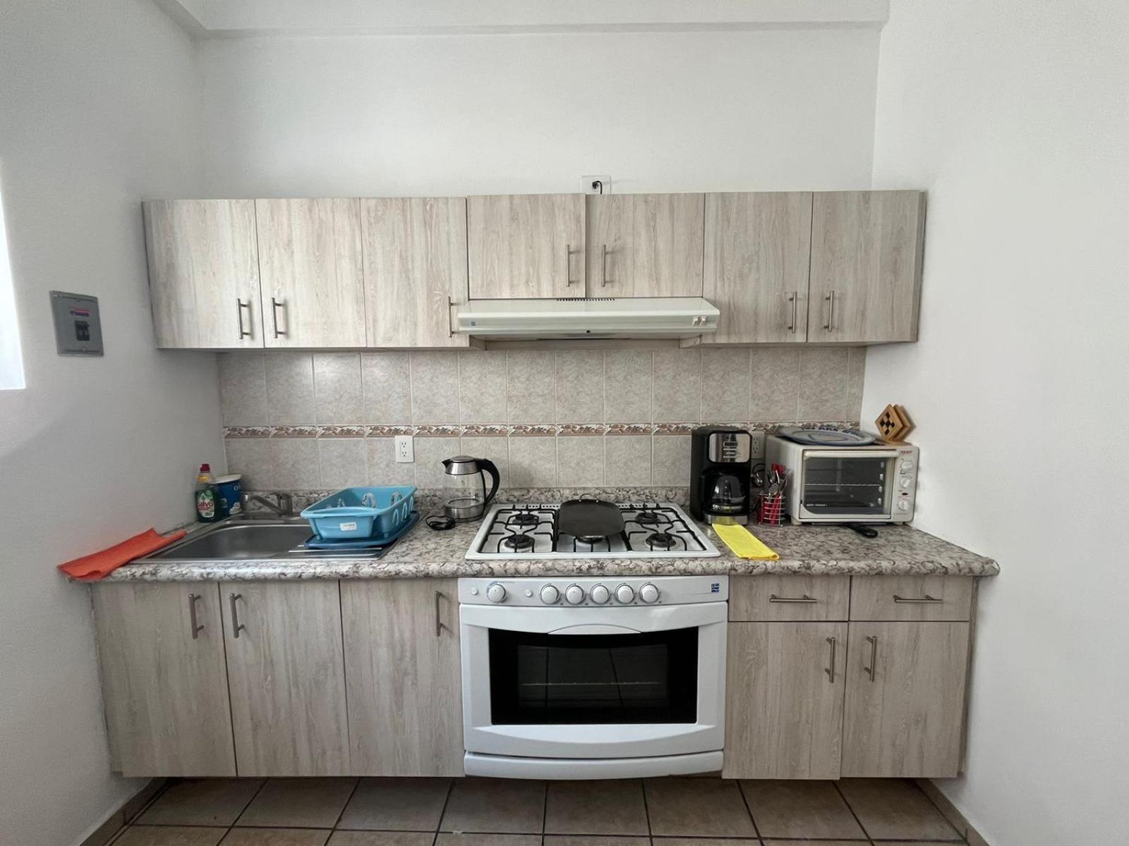 Apartamento Departamento 1 Cuadra Carranza Y Jardin De Tequis *
