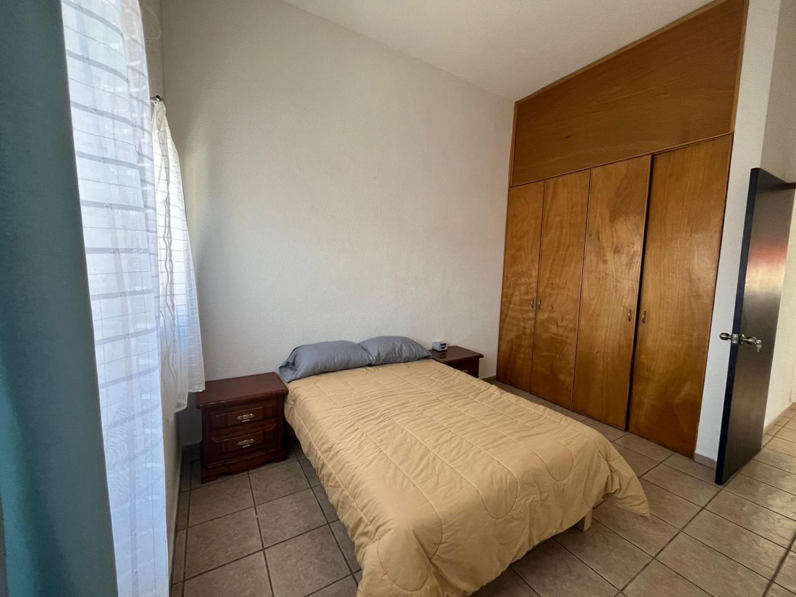 Departamento 1 Cuadra Carranza Y Jardin De Tequis San Luis Potosí