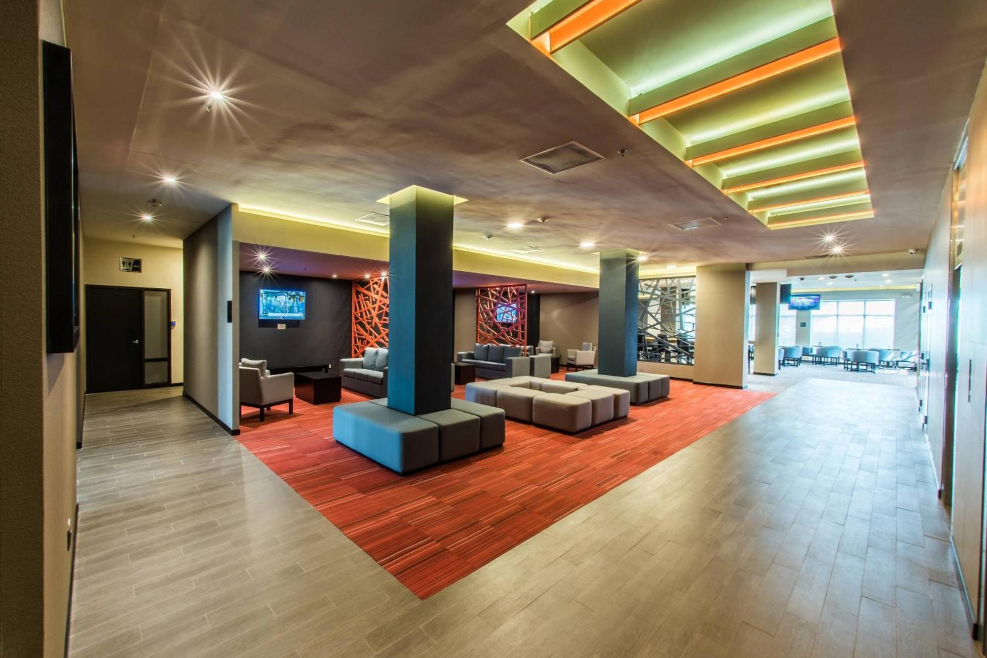 Courtyard By Marriott
