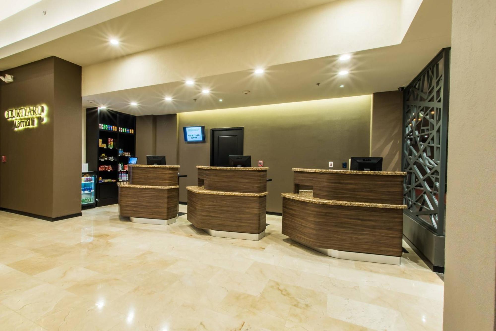 Hotel Courtyard By Marriott San Luis Potosí