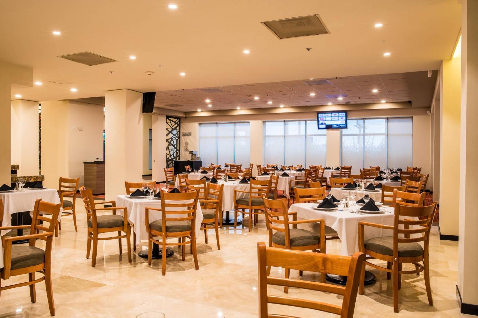 Courtyard By Marriott