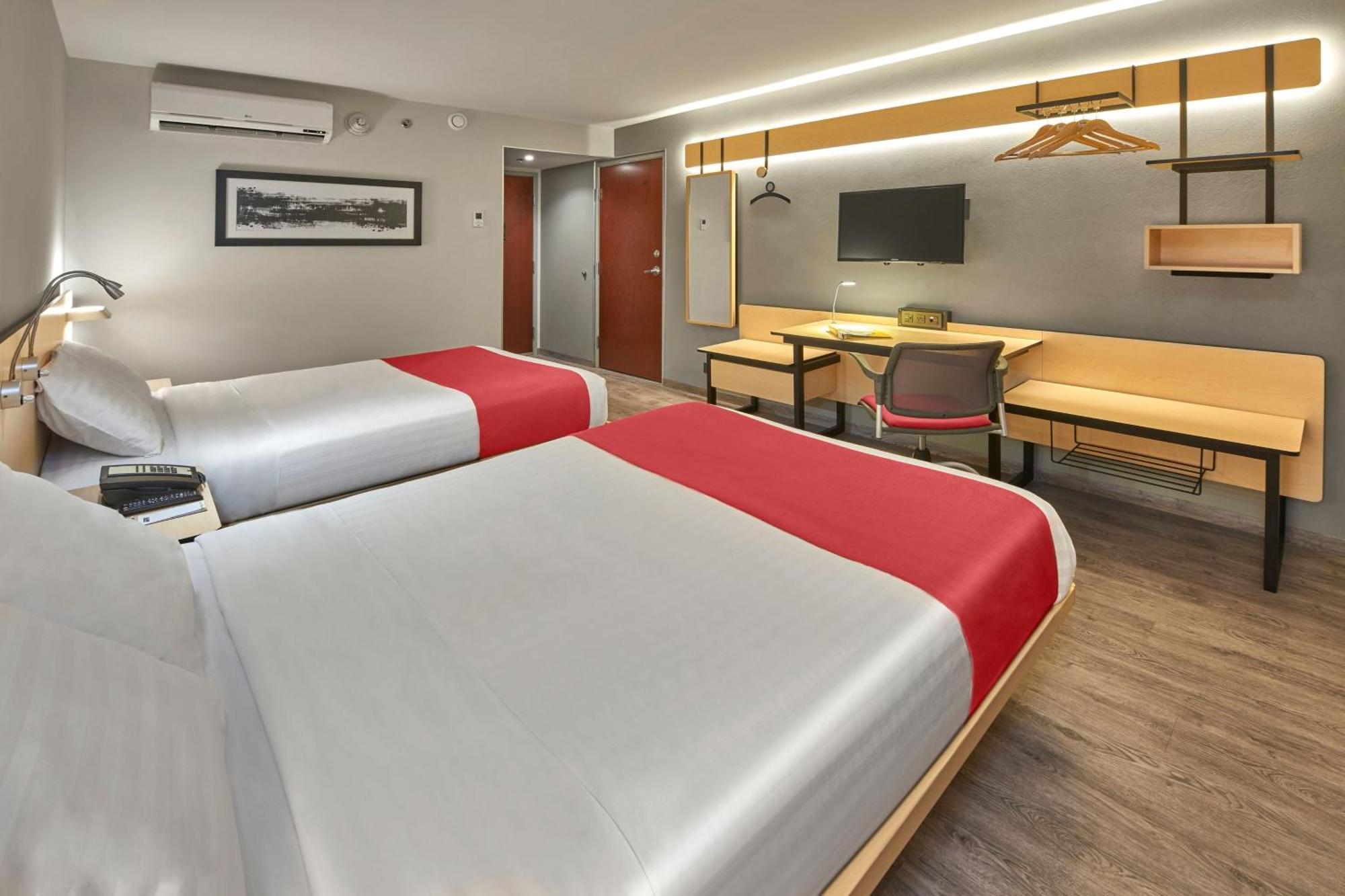 Express By Marriott Zona Universitaria Hotel