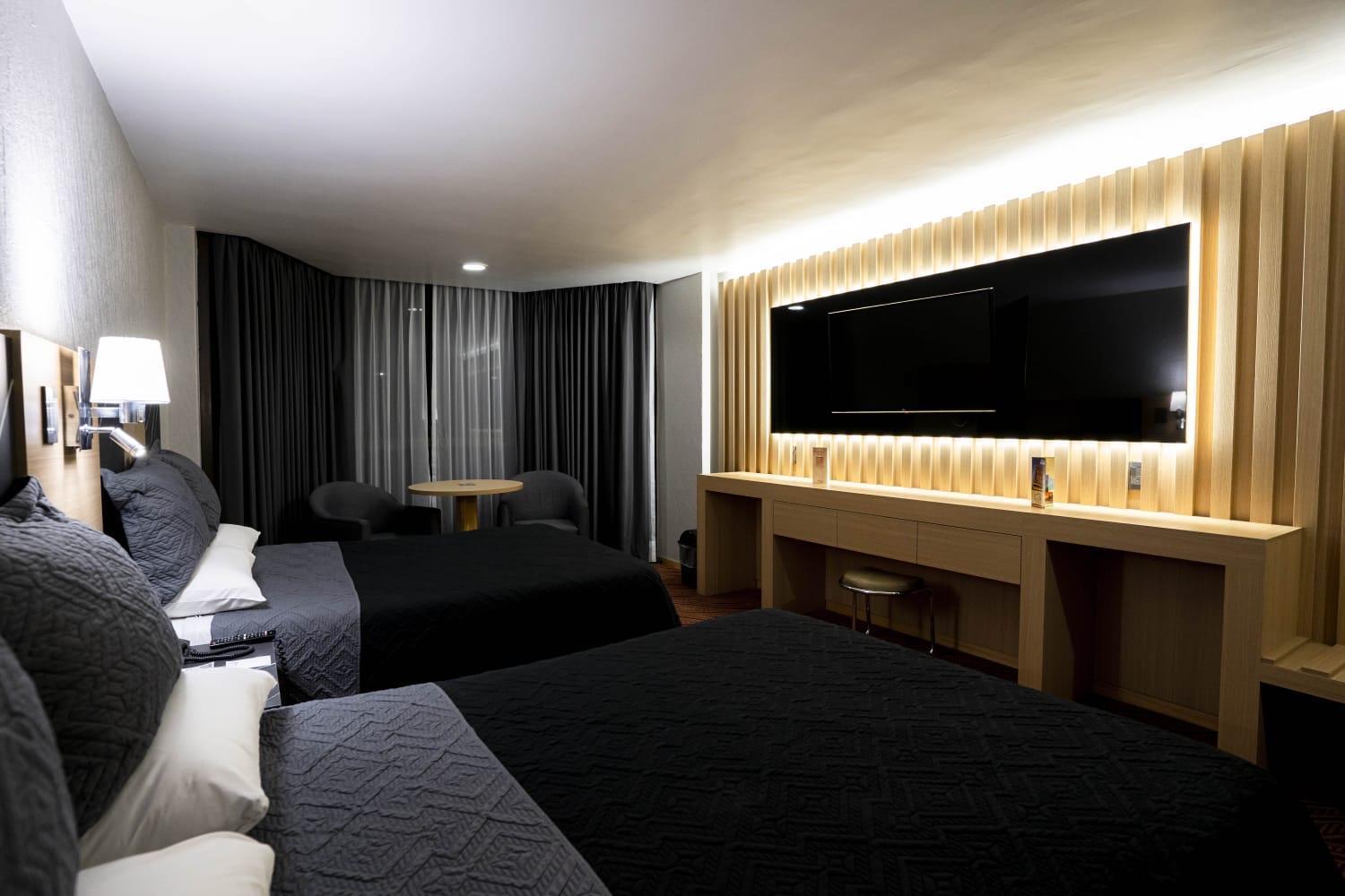 Real Plaza Hotel