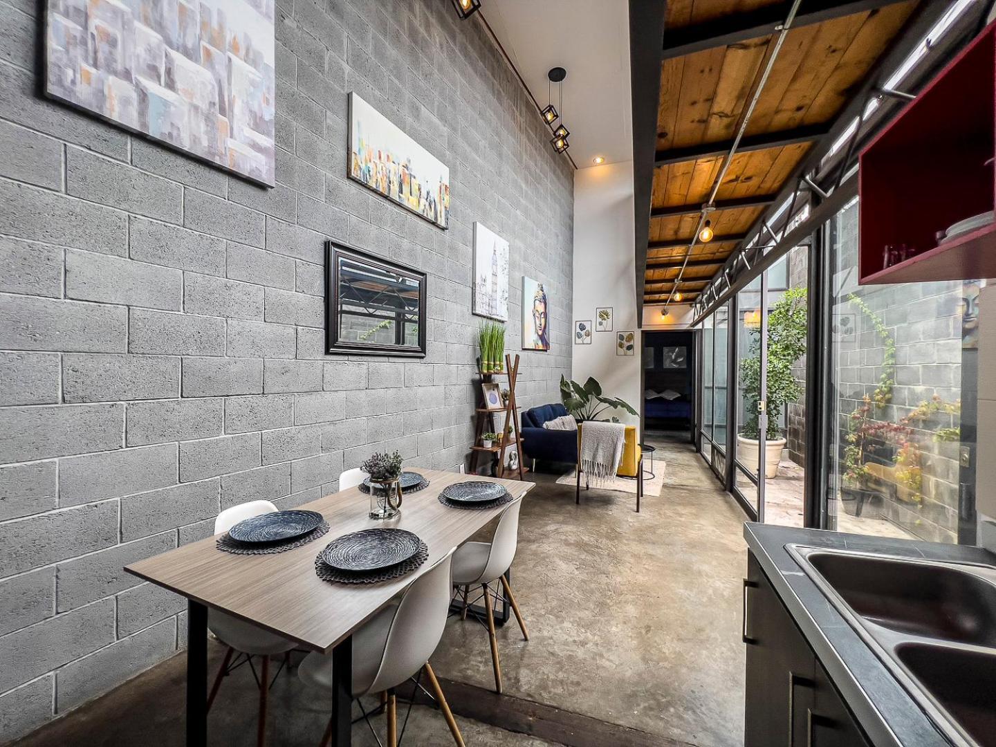 Pensión Casa Cobre Stayhouse San Luis Potosí