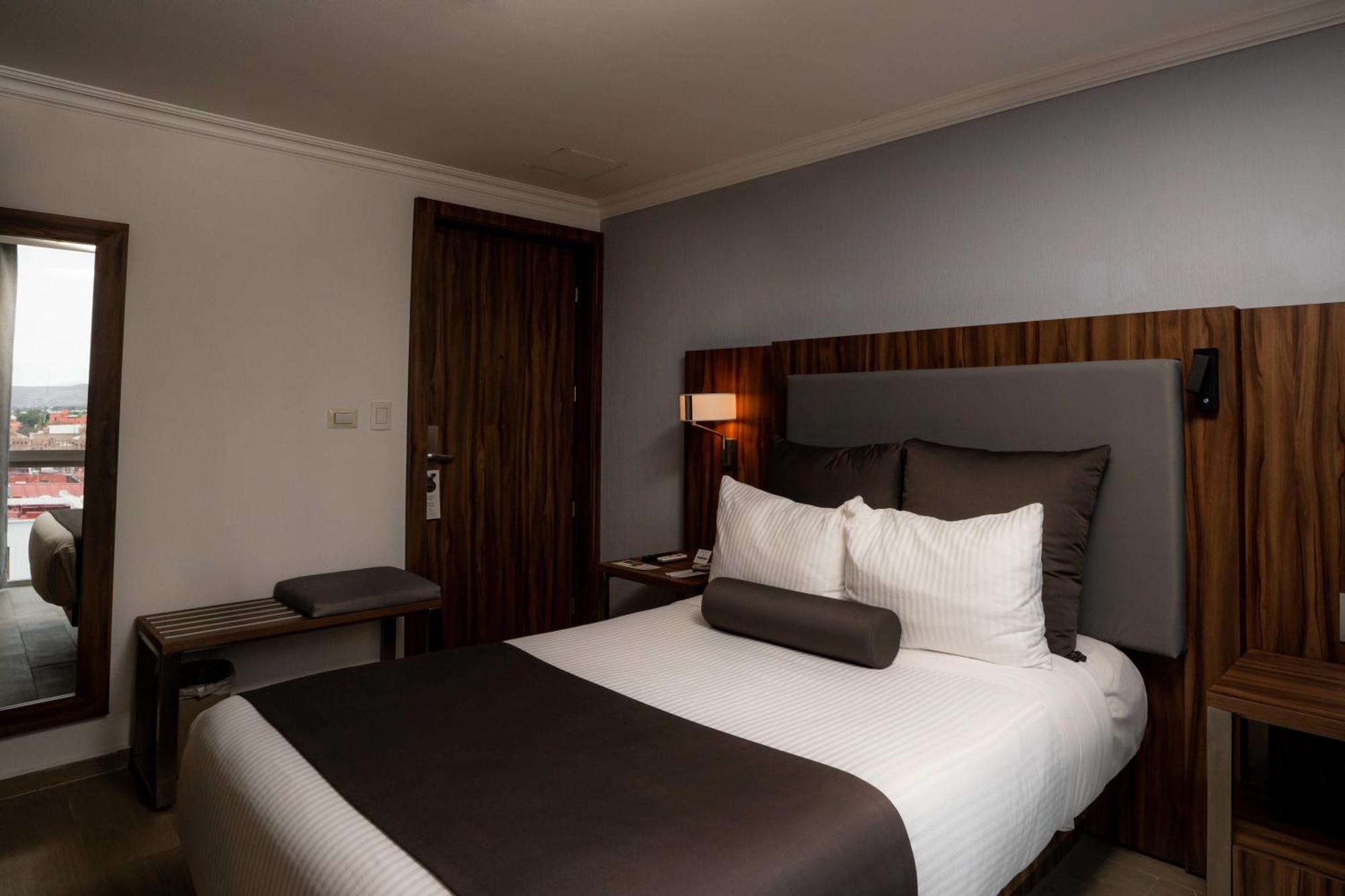 Panorama Hotel 4*
