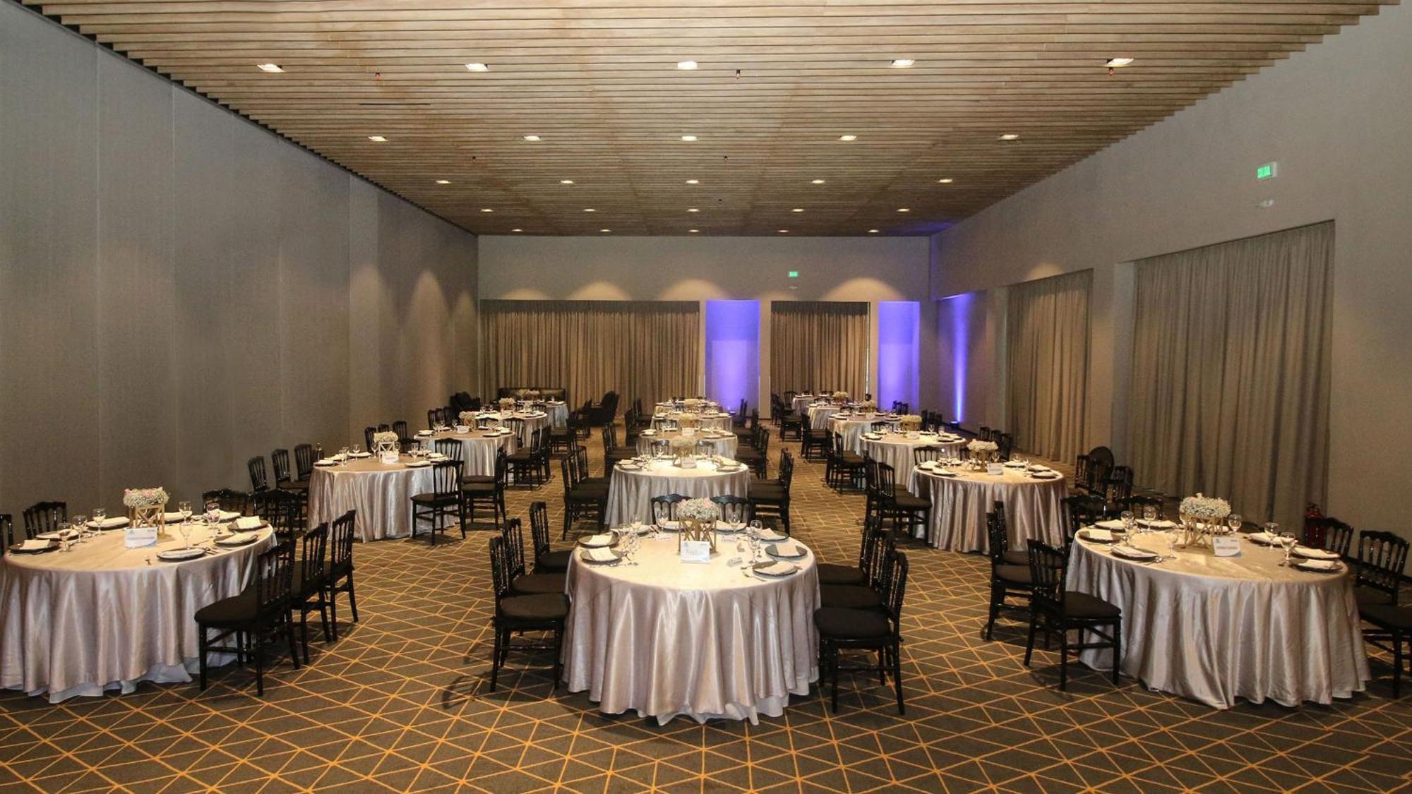 San Luis Potosi-quijote By Ihg