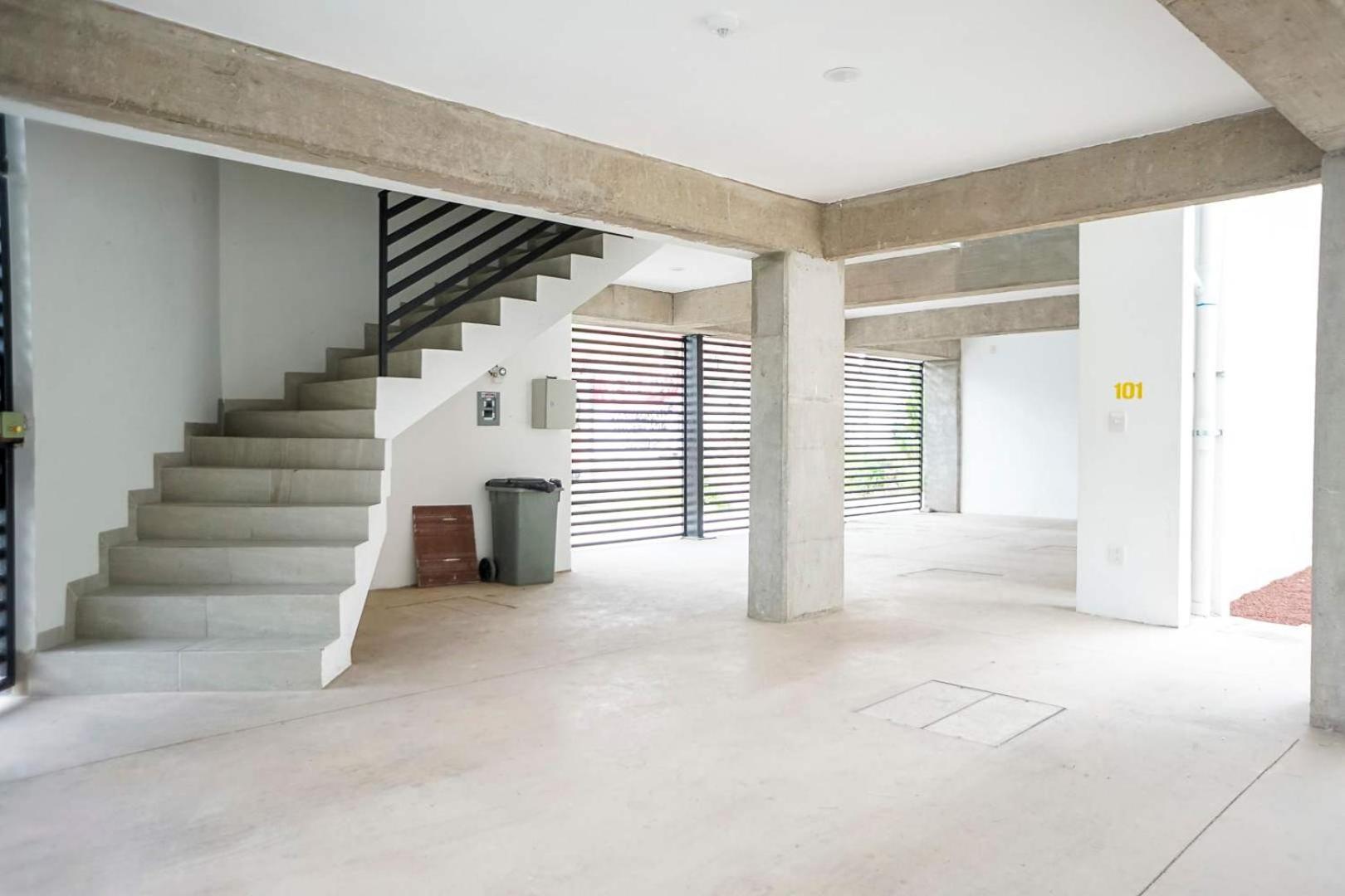 Cozy For 4 Guests With Free Parking *