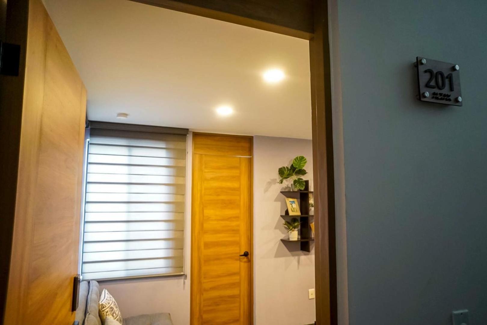 Cozy For 4 Guests With Free Parking Apartamento *