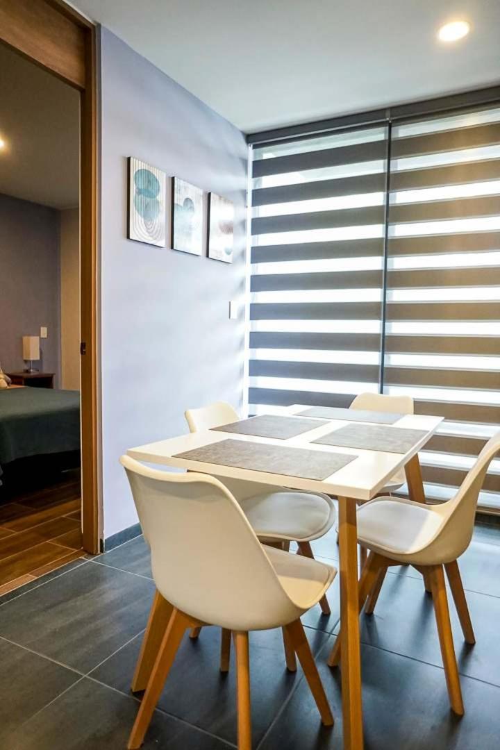 Apartamento Cozy For 4 Guests With Free Parking *