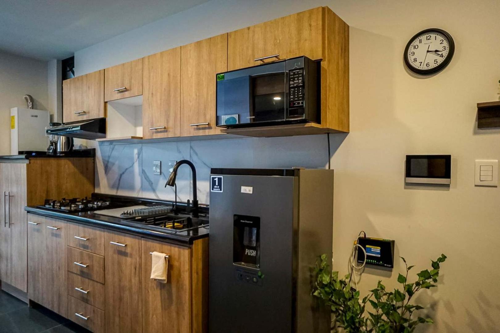 Apartamento Cozy For 4 Guests With Free Parking *