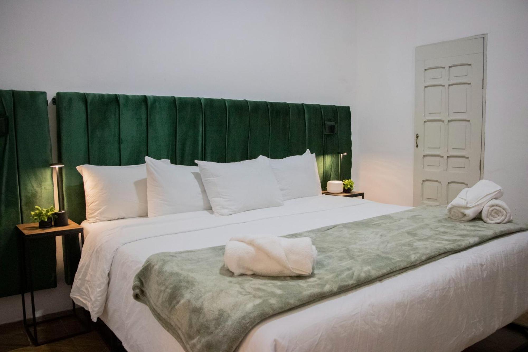 Bed & Breakfast Collection O Patio Zaragoza *