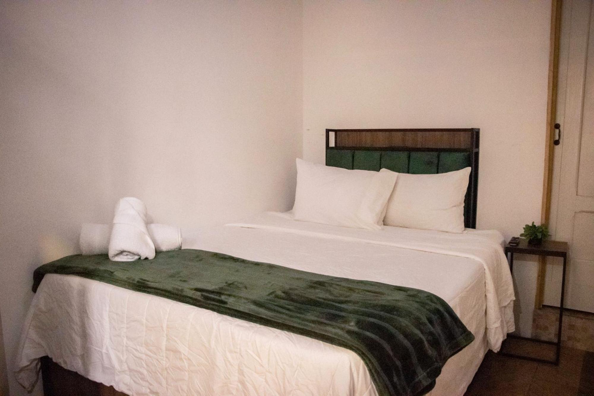 Collection O Patio Zaragoza Bed & Breakfast