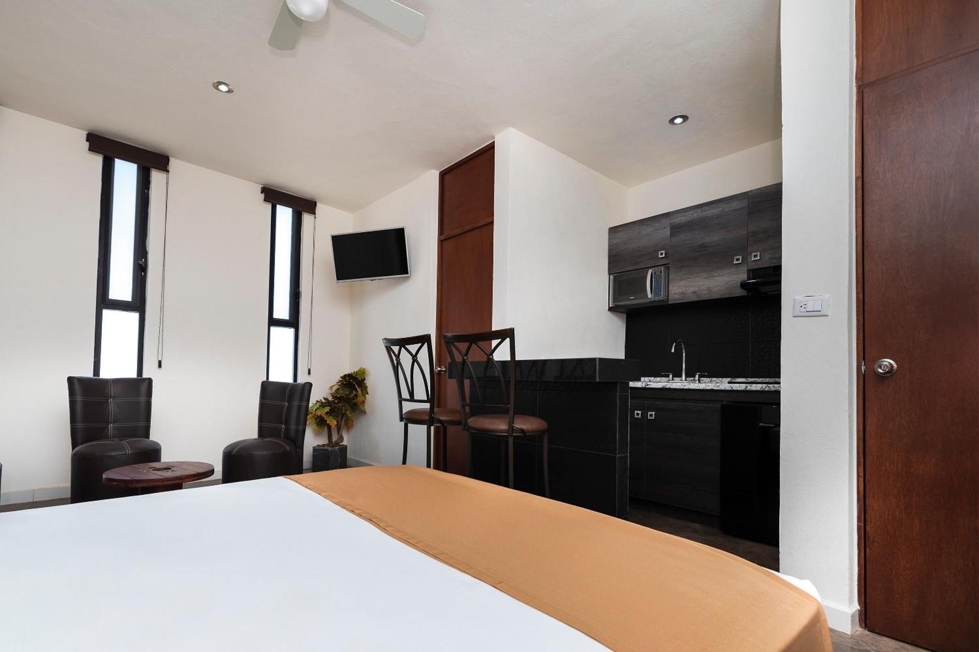 Capital O Joyma Suites, San Luis 3*
