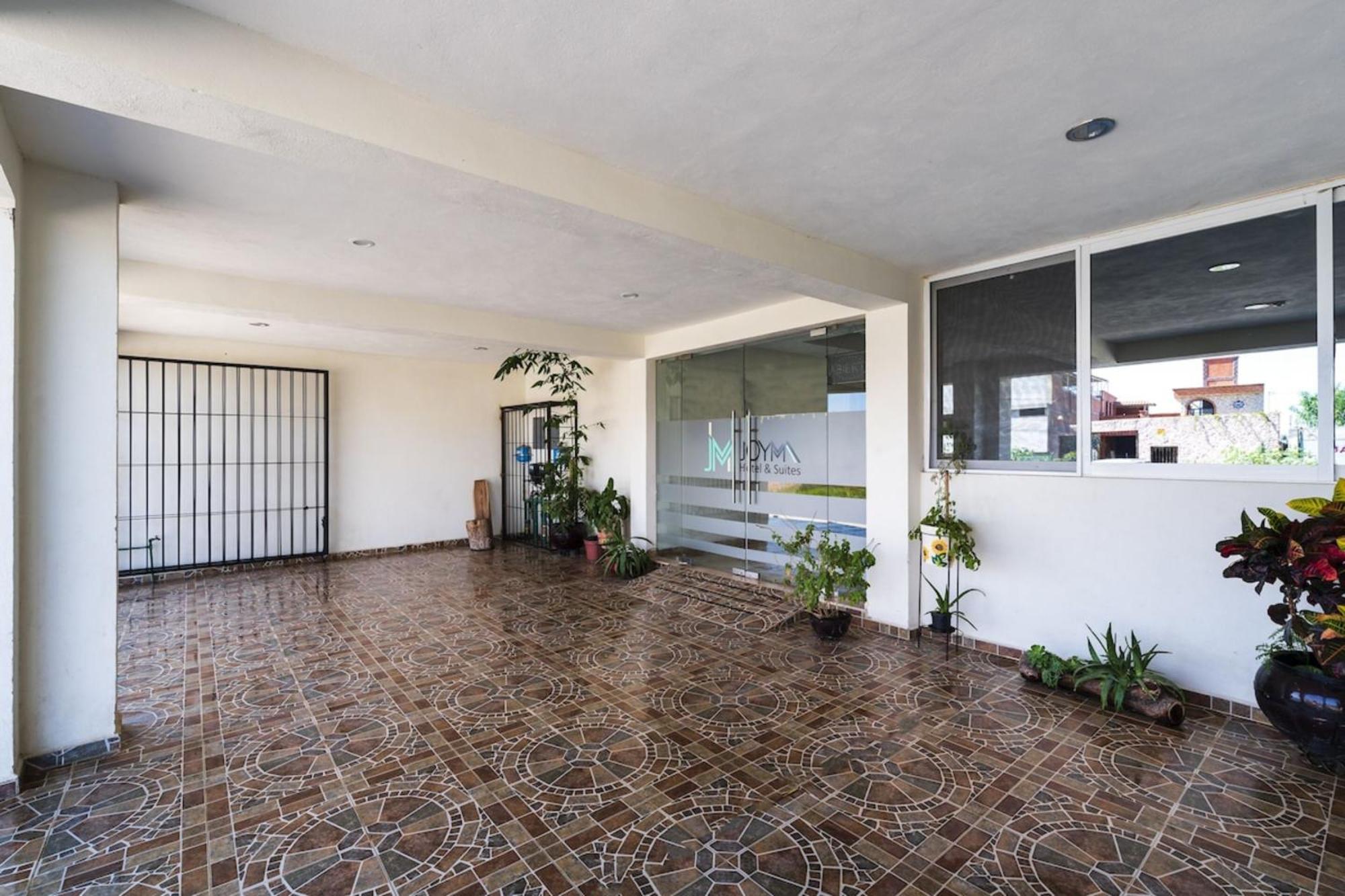 Capital O Joyma Suites, San Luis 3* San Luis Potosi