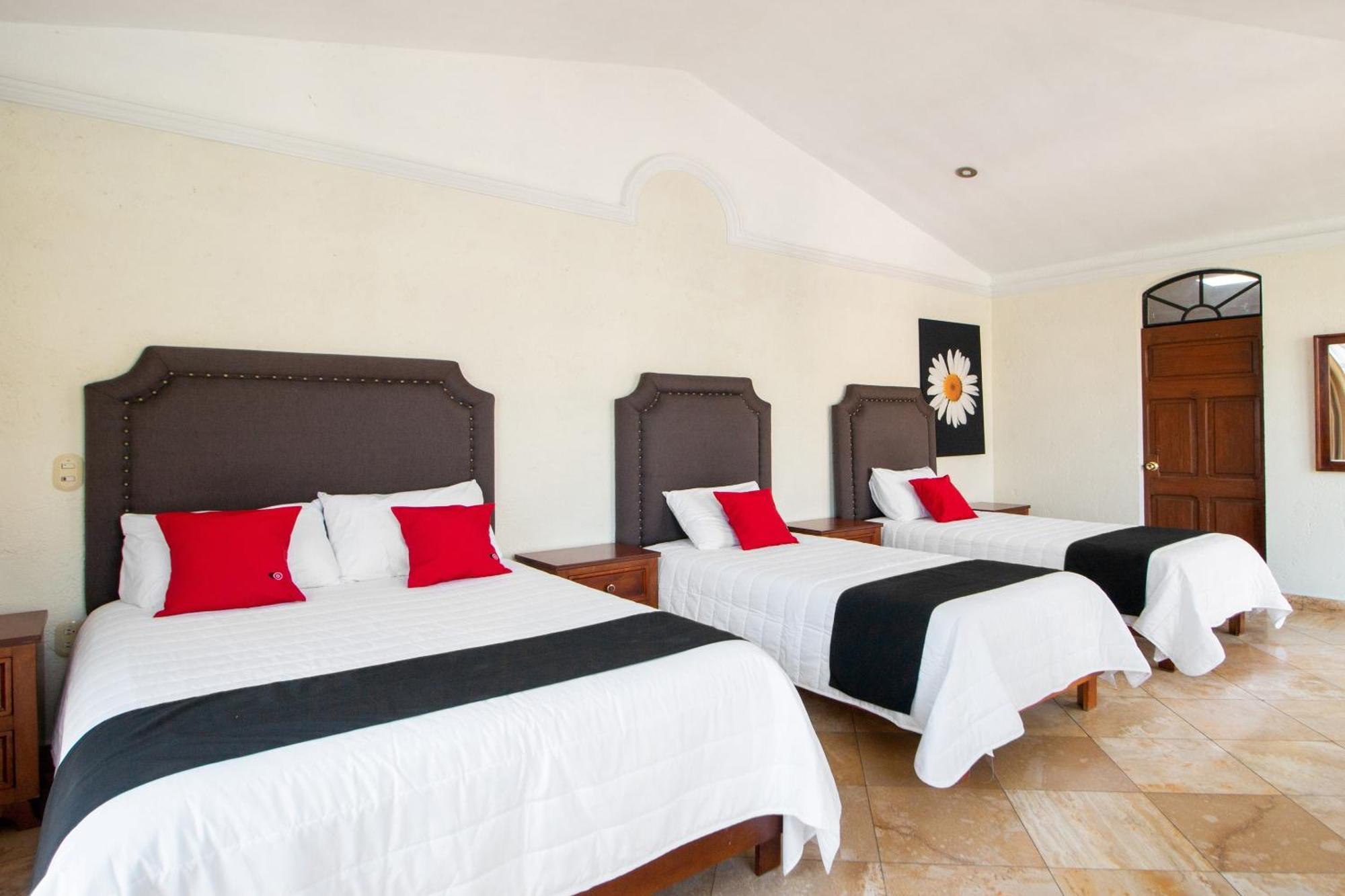 Capital O San Jose, Hotel San Luis Potosi