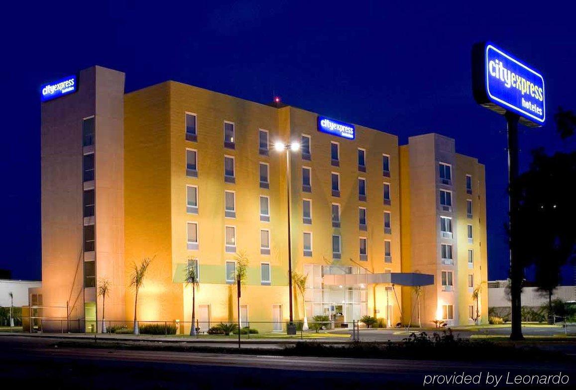 Express By Marriott Zona Universitaria 4*