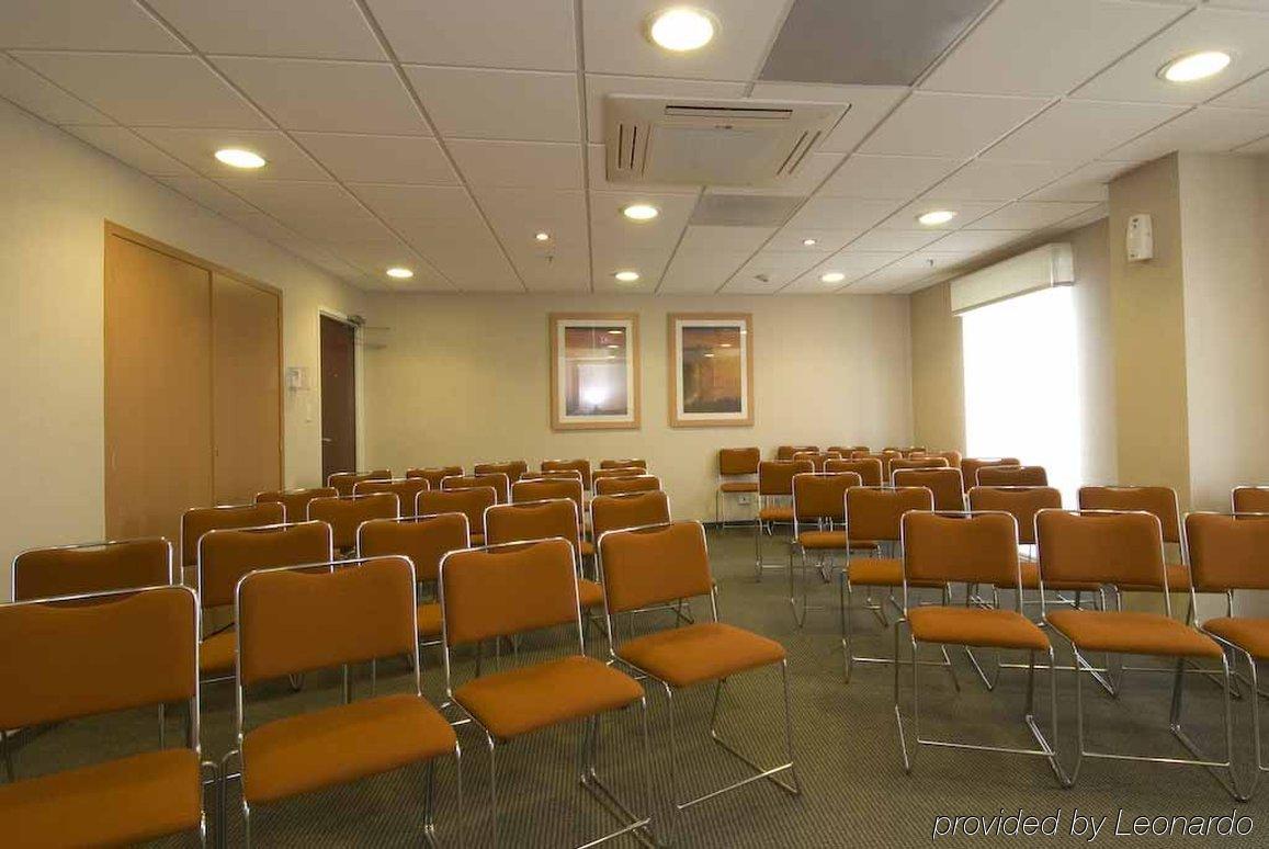 Hotel Express By Marriott Zona Universitaria