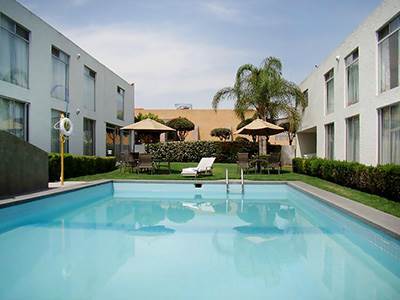 Hotel La Y 4*