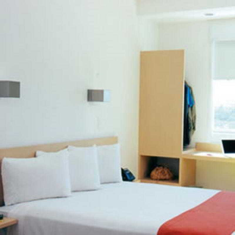 One Glorieta Juarez Hotel