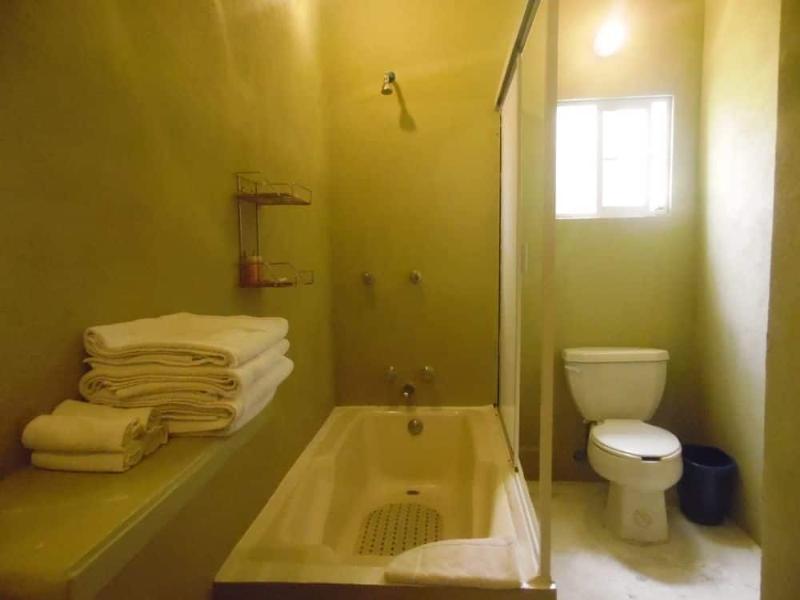Hotel James