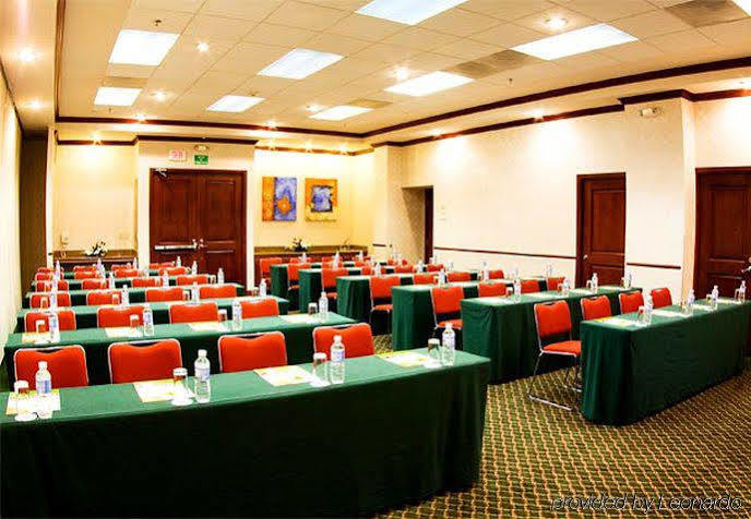 Courtyard By Marriott Hotel San Luis Potosí