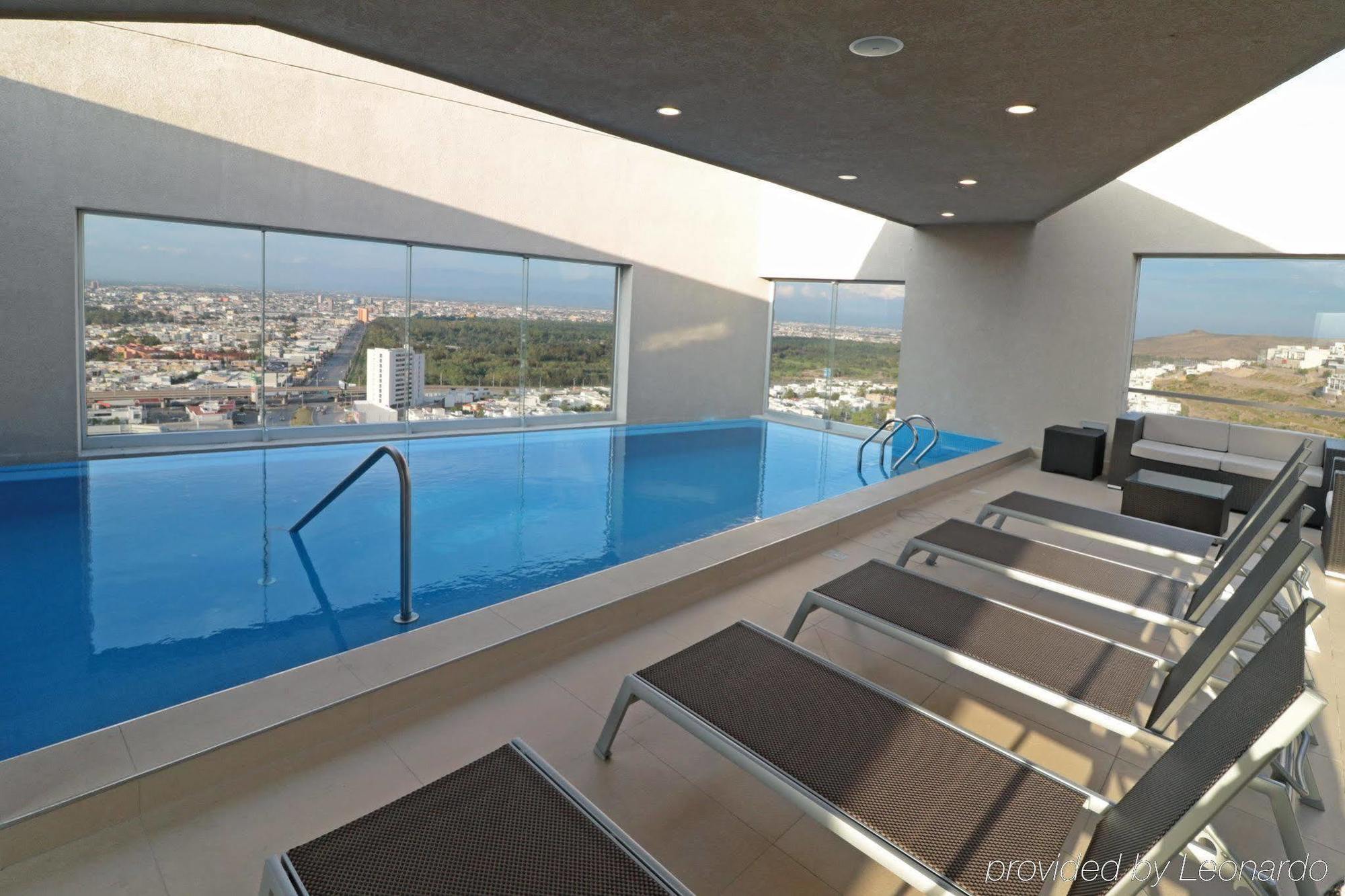 Hotel Staybridge By Ihg 4*
