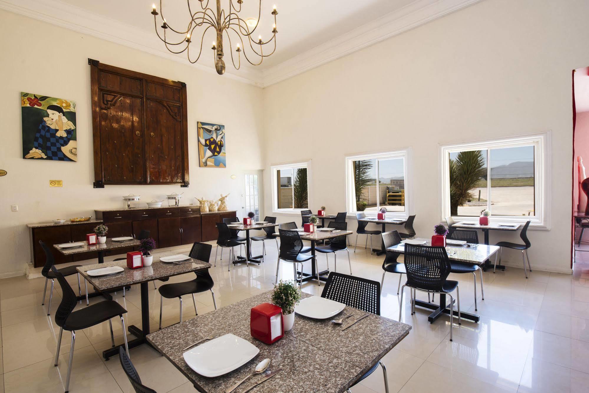 Hotel Zar 3*