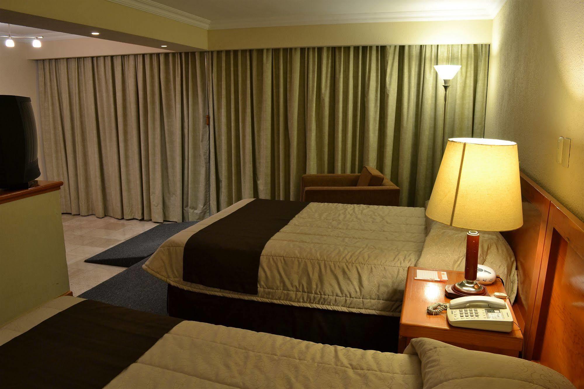 La Y Hotel 4*